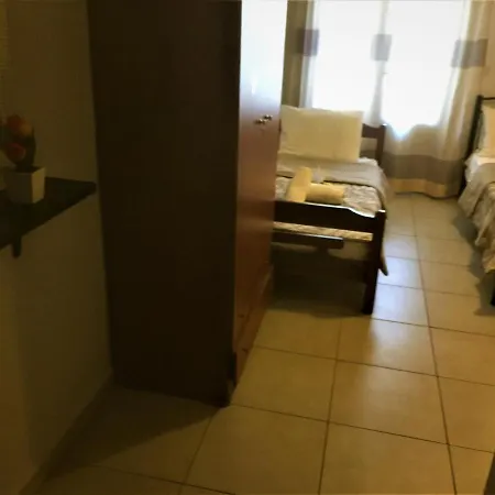 Hotel de apartamente Vila Roula *